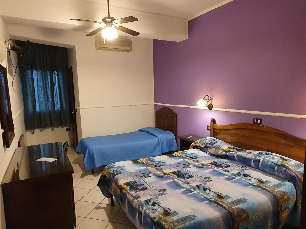 Hotel Caribe Casalnuovo di Napoli Kültér fotó
